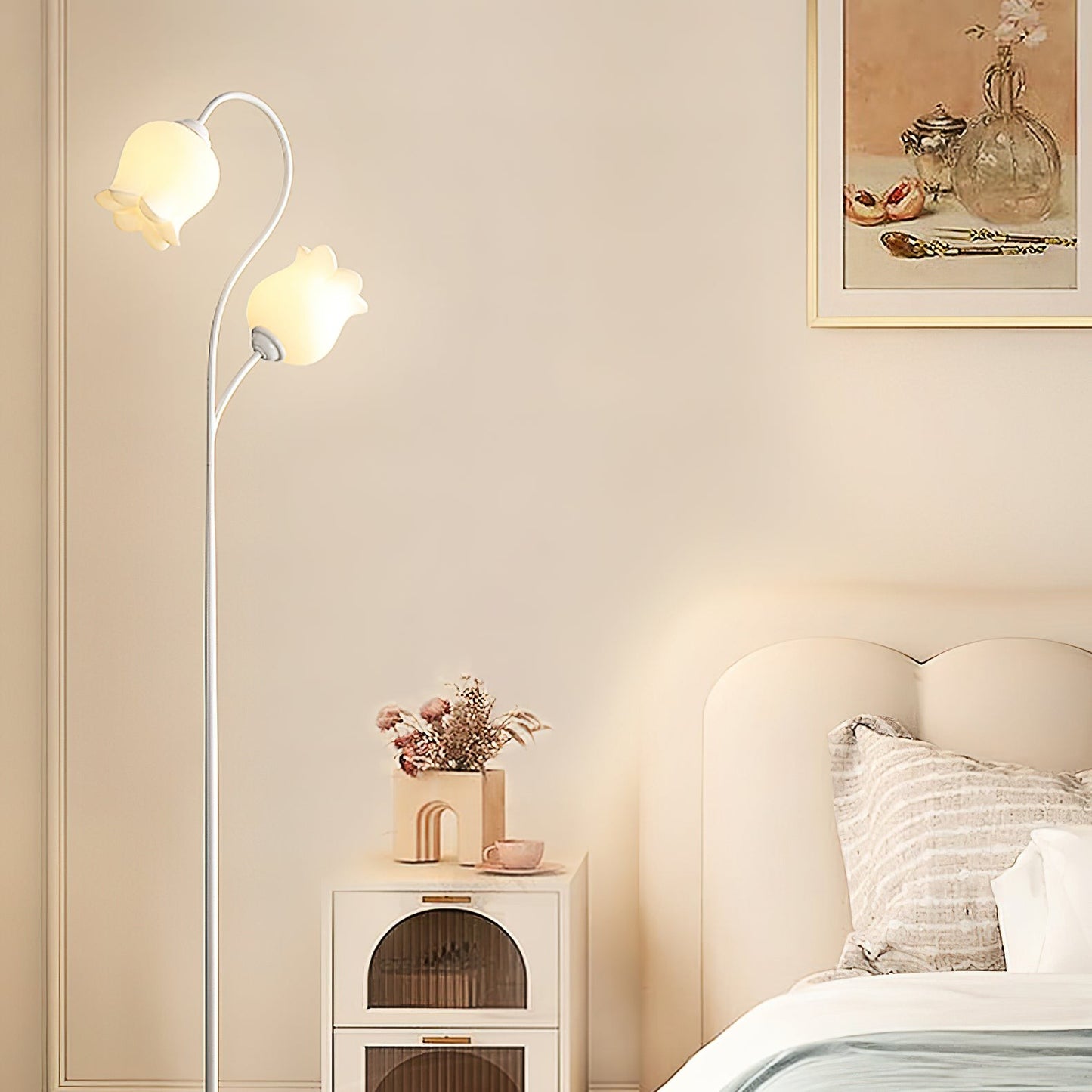 Mehar Lily of the Tulip Floor Lamp for Bedroom