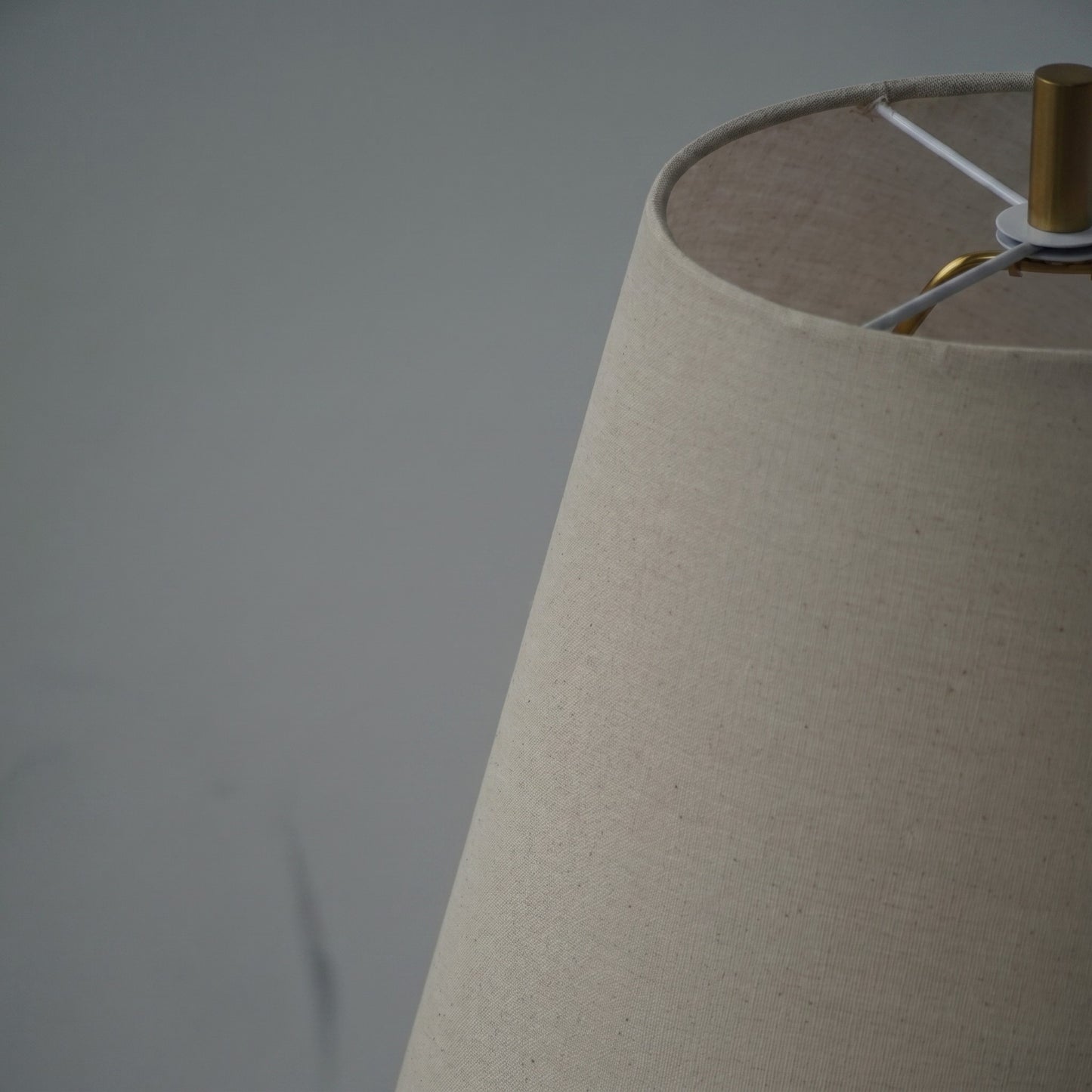 Velmira Mid-Century textile lamp shade Cement Table Light
