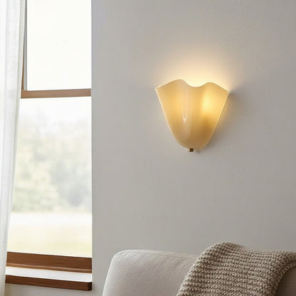 Kyrintha Mid-Century Skirt Shell Glass Fazzo Petalia Wall Sconce