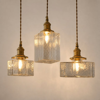 Faelthorin Farmhouse Brass Hammered Square Glass Pendant Lamp