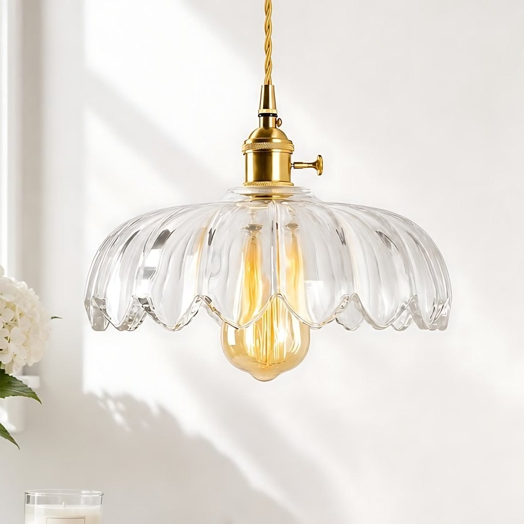 Jacinta Green Scalloped Pendant Light