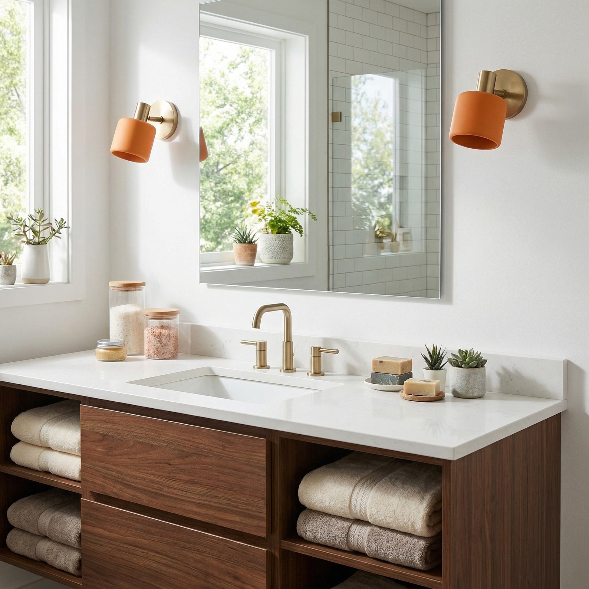 Aura Modern Porcelain Sconce