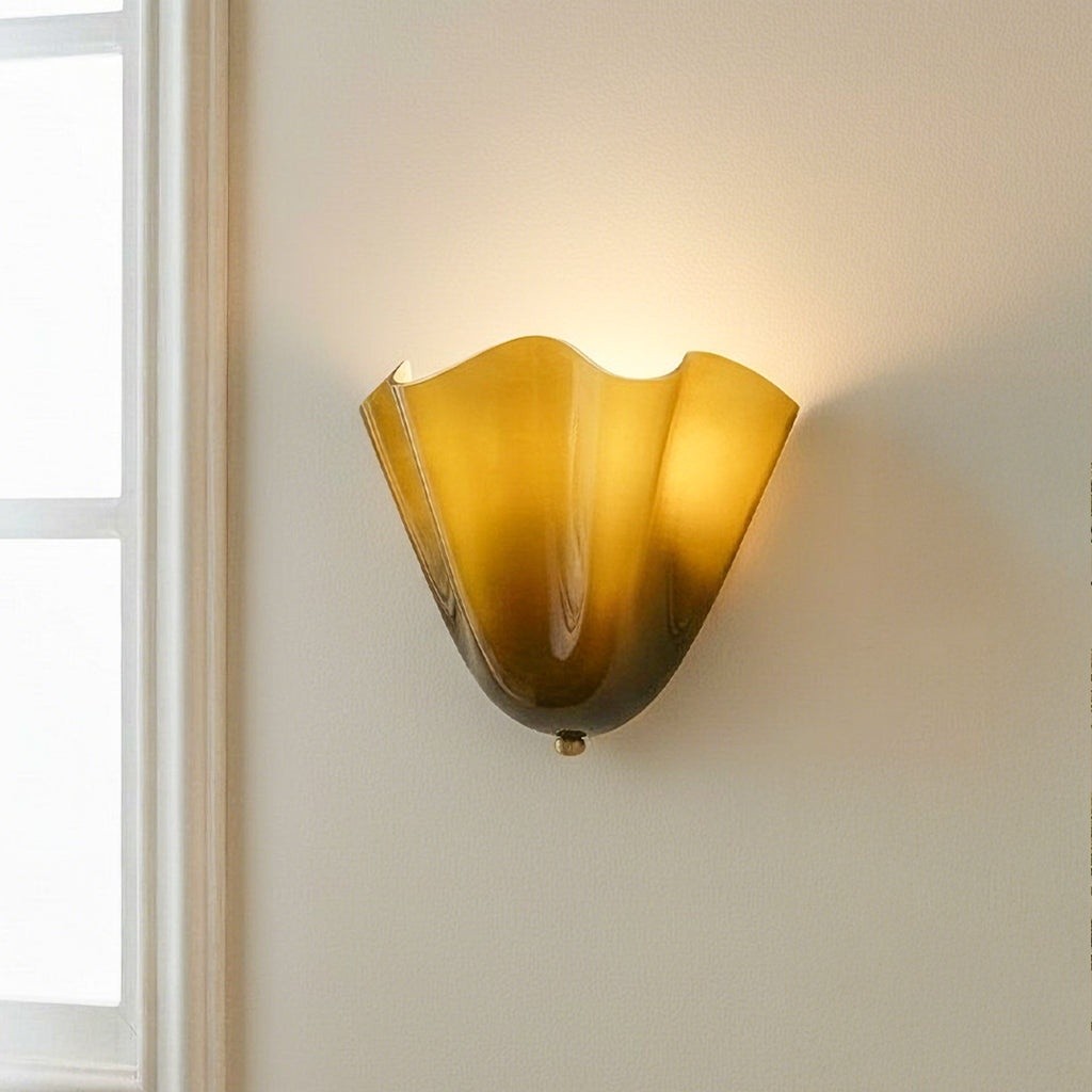 Kyrintha Mid-Century Skirt Shell Glass Fazzo Petalia Wall Sconce