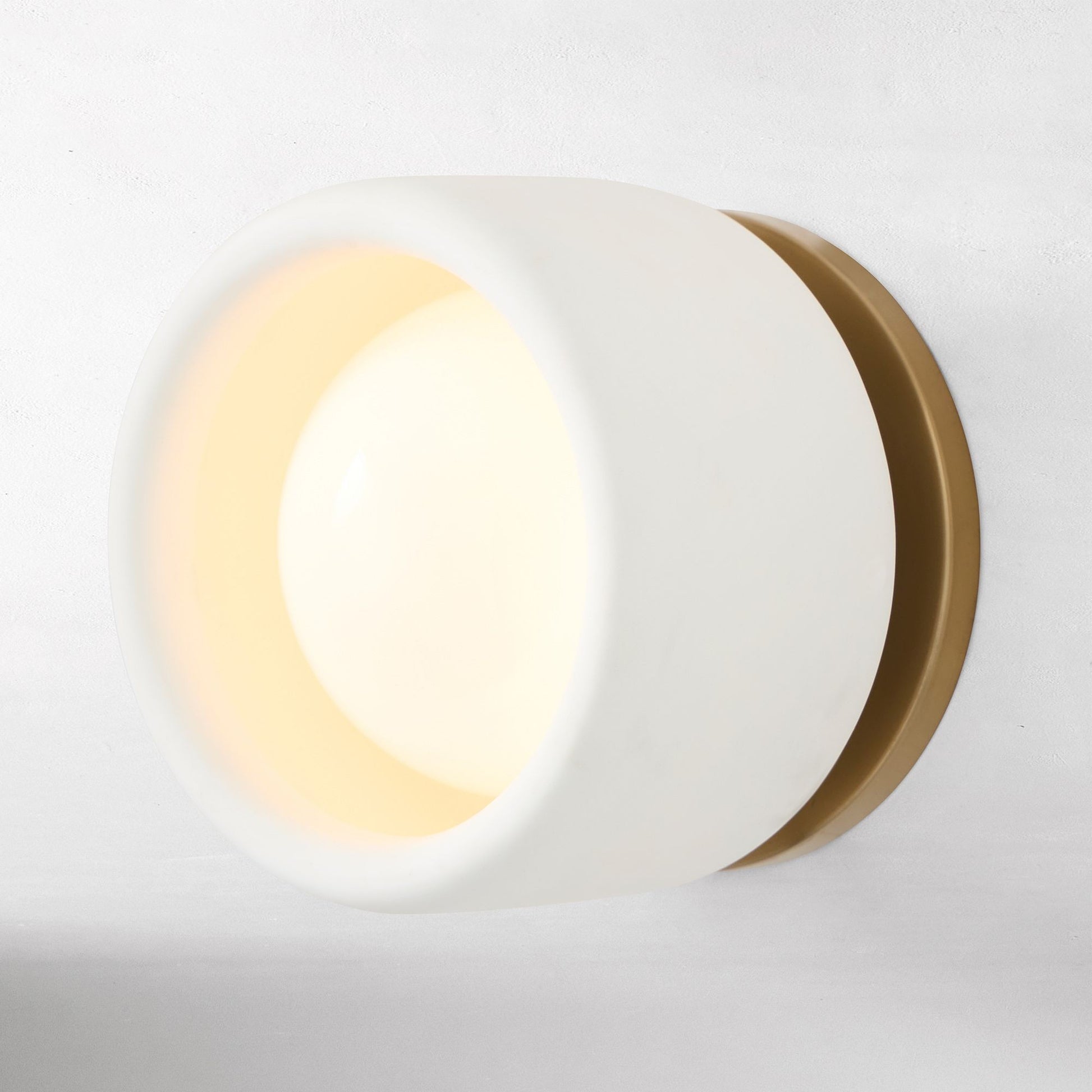 Aura Modern Porcelain Sconce