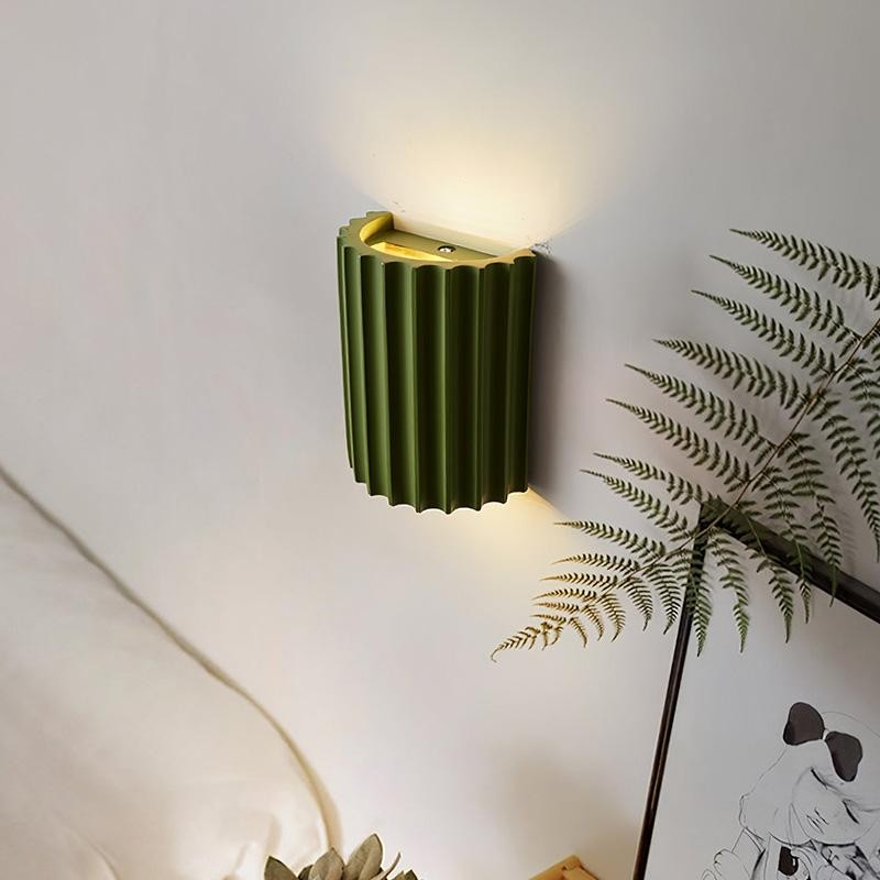 Pranavi Modern Bundle Ribbed Fluted Resin Wall Sconce