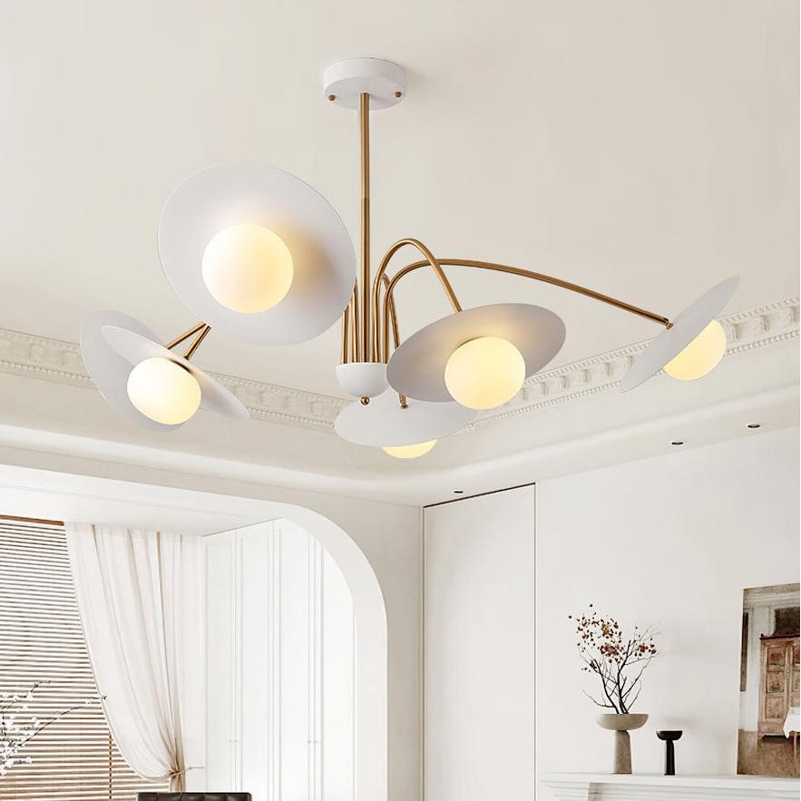 Xandros White Metal Champignon Chandelier