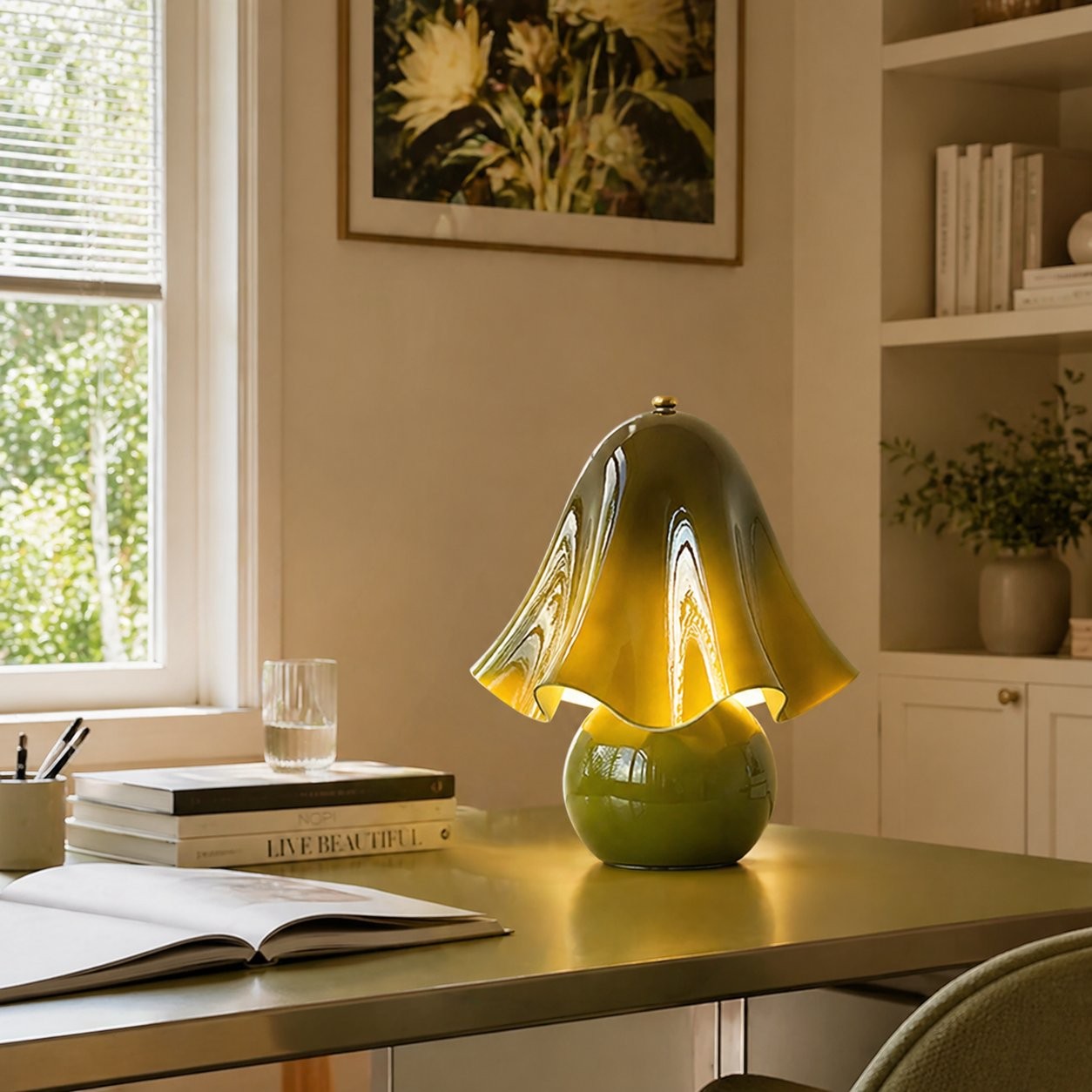 Catalina Modern Wavy Glass Petal Fazzo Table Lamp