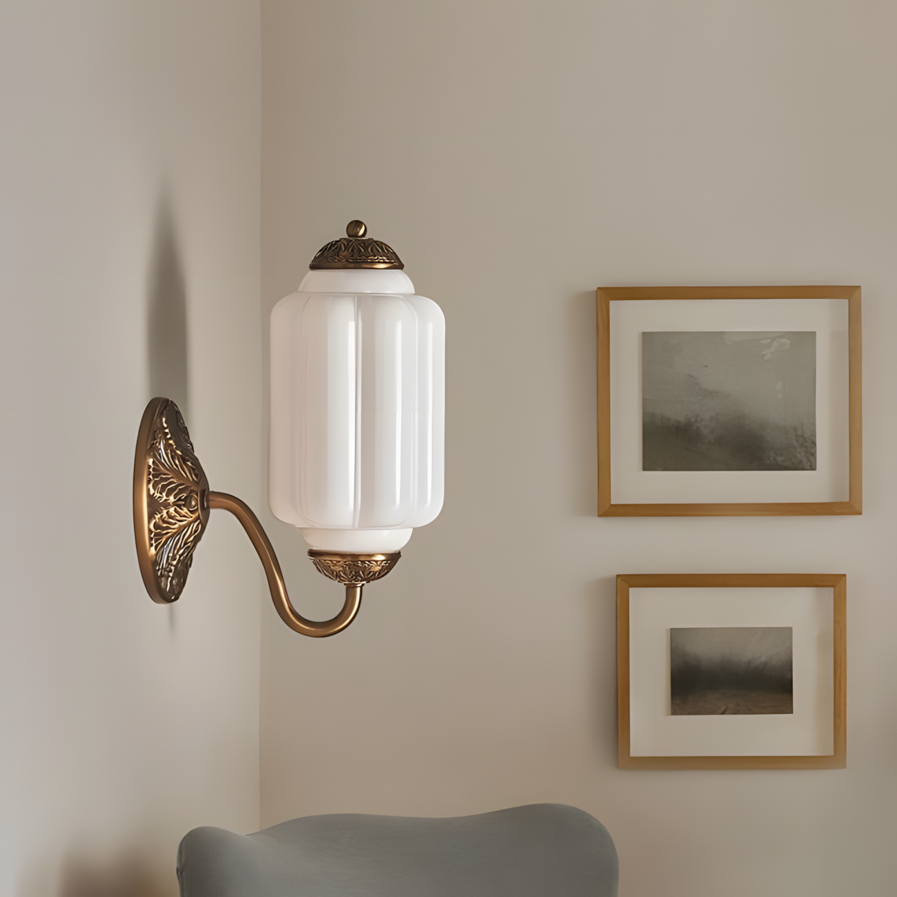 Vintage Elegant Milk Glass Eloise Wall Sconce - Retro Accent Lighting for Bathroom\Bedroom\Hallway