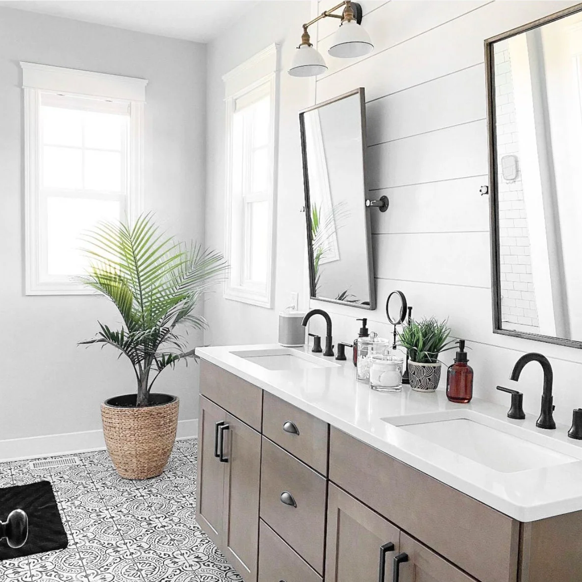 Amelia Farmhouse White Metal Dome Sconce