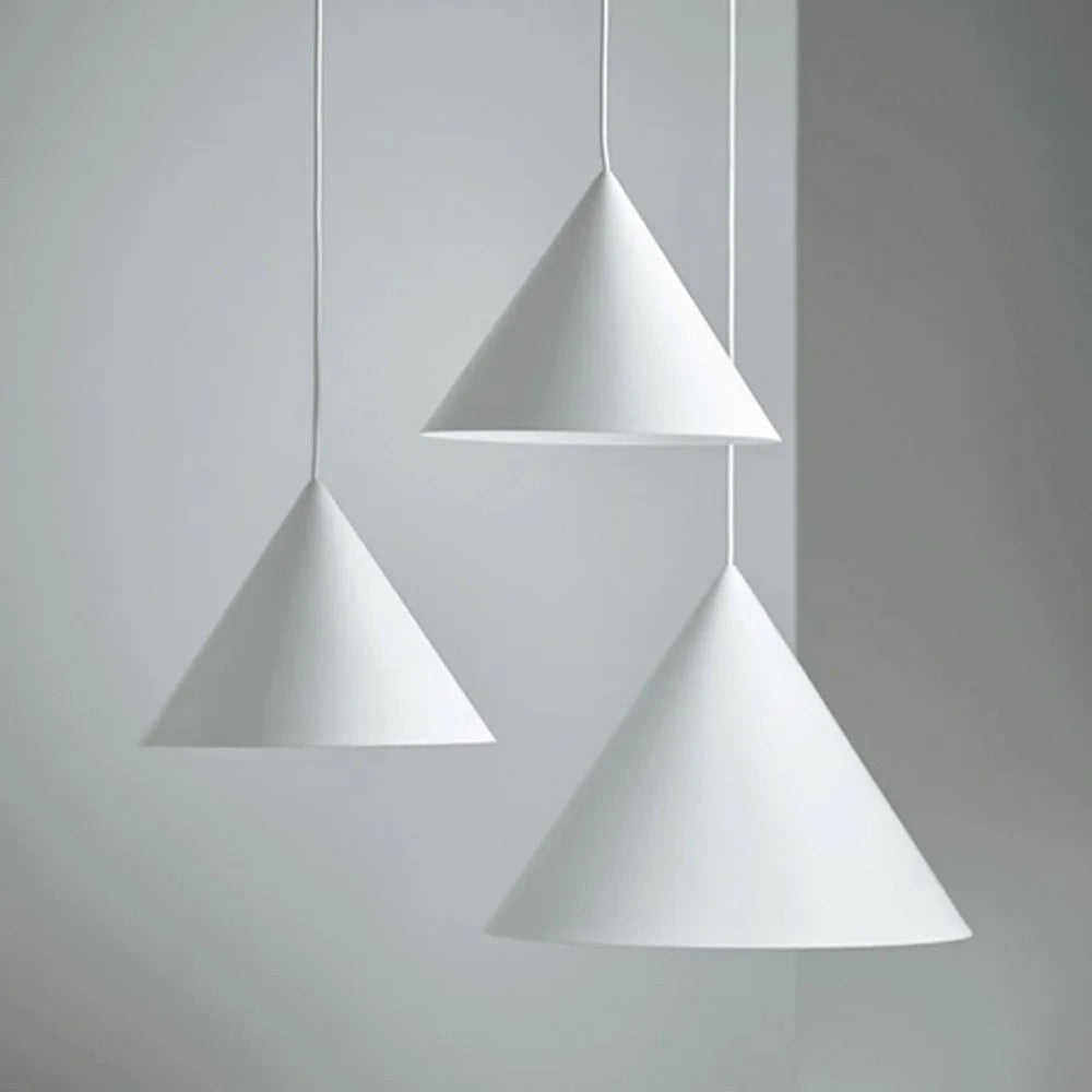Quyron Nordic ‎Minimalist Iron Tapered Pendant Light