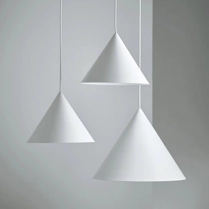 Quyron Nordic ‎Minimalist Iron Tapered Pendant Light