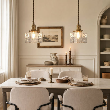 Faelthorin Farmhouse Brass Hammered Square Glass Pendant Lamp