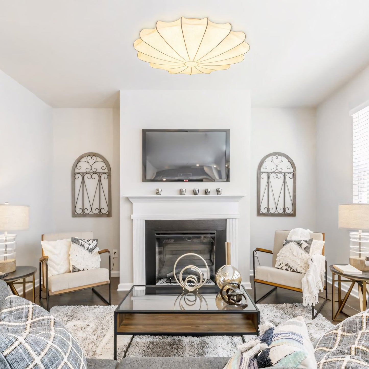 Savionne White Silk Seashell Flush Mount Light