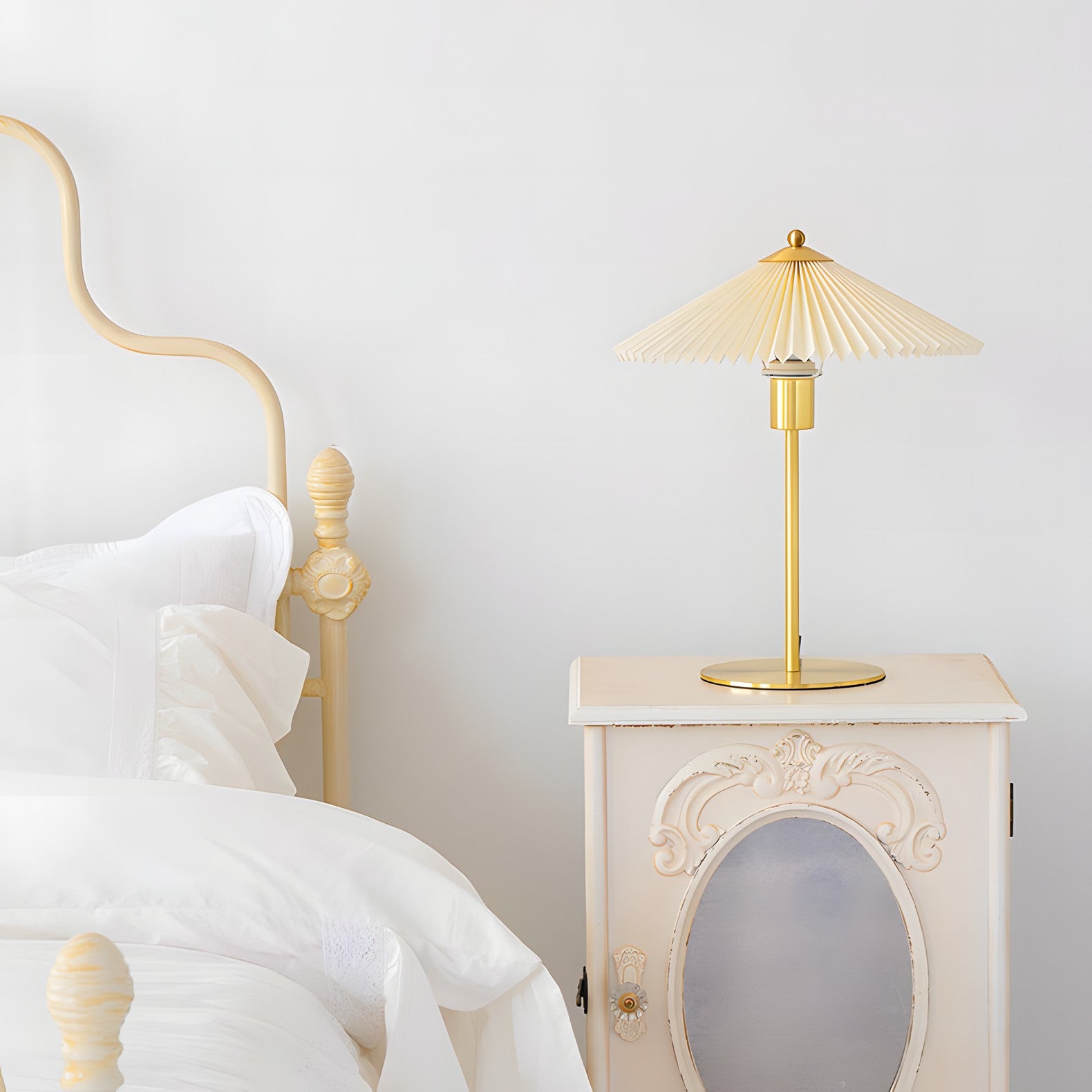 Isha Pleated Shade Table Lamp