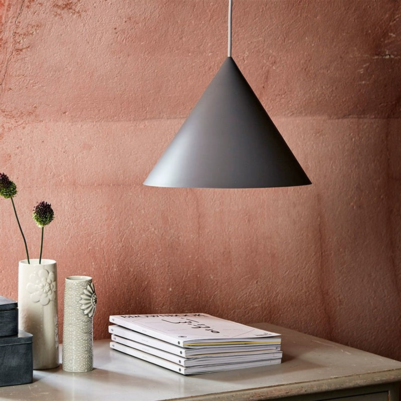 Quyron Nordic ‎Minimalist Iron Tapered Pendant Light