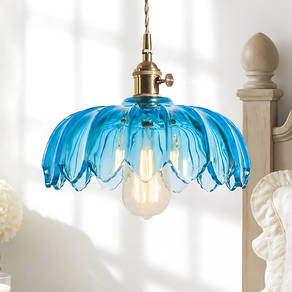 Jacinta Green Scalloped Pendant Light