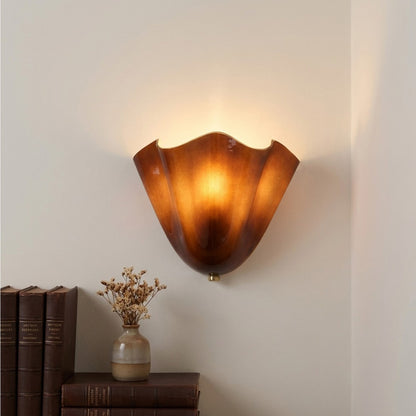 Kyrintha Mid-Century Skirt Shell Glass Fazzo Petalia Wall Sconce