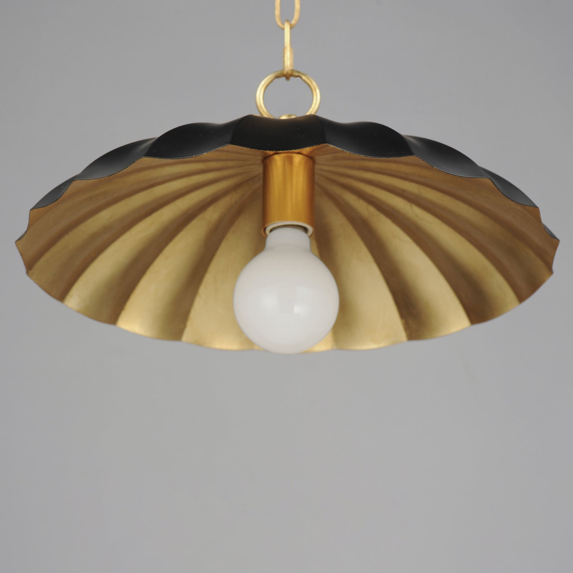 Velmara Farmhouse Metal Flower Pendant Light