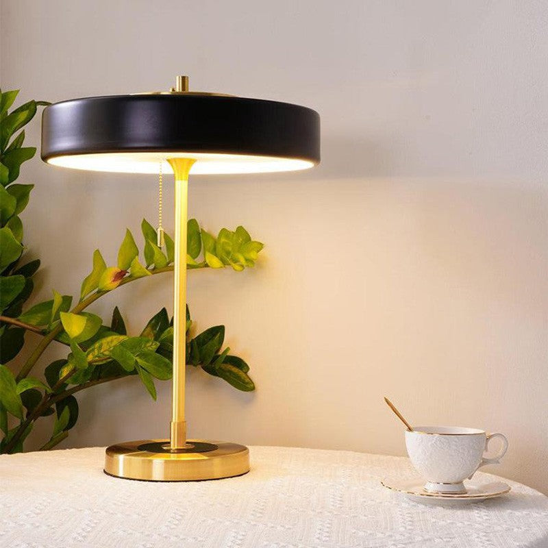 Roberto Nordic Revolve Table Lamp