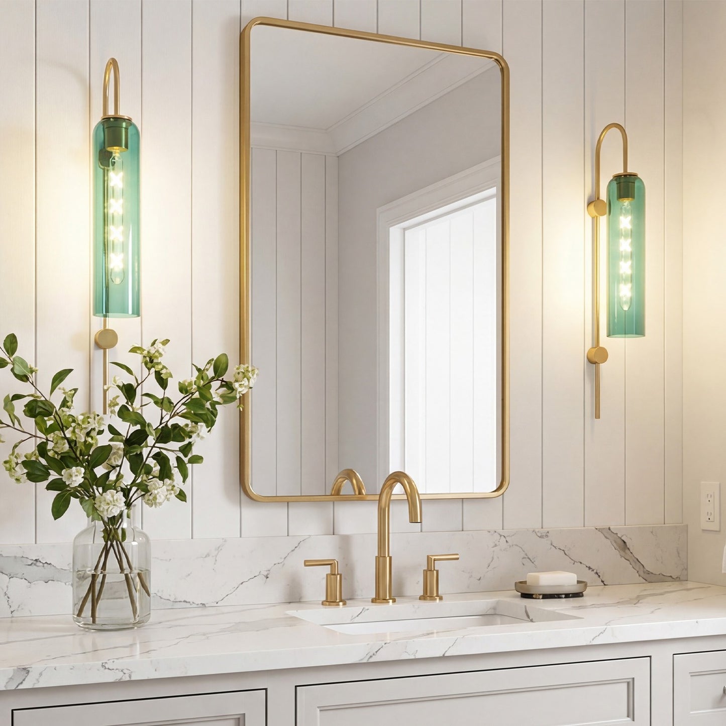 Janvy Modern Exquisite Glass Wall Sconce