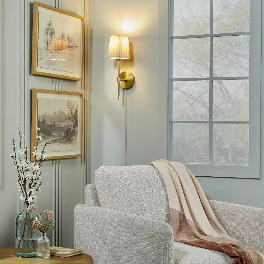 Ozir Pleated Shade Wall Sconce
