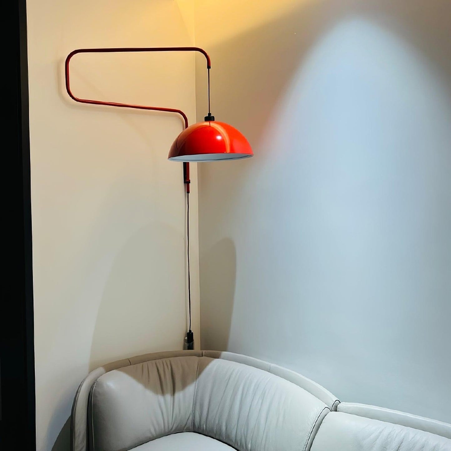 Thalys Minimalist Adjustable Swing Long Arm Dome Sconce