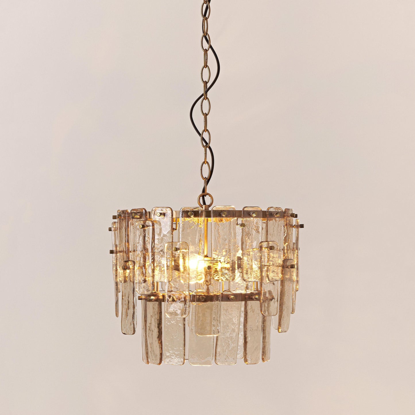 Olyric Retro Tiered Hammered Glass Pendant Light