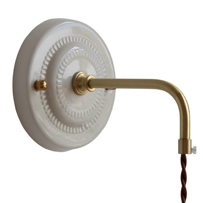 Eldrin Vintage Ceramic Tassel Wall Sconce