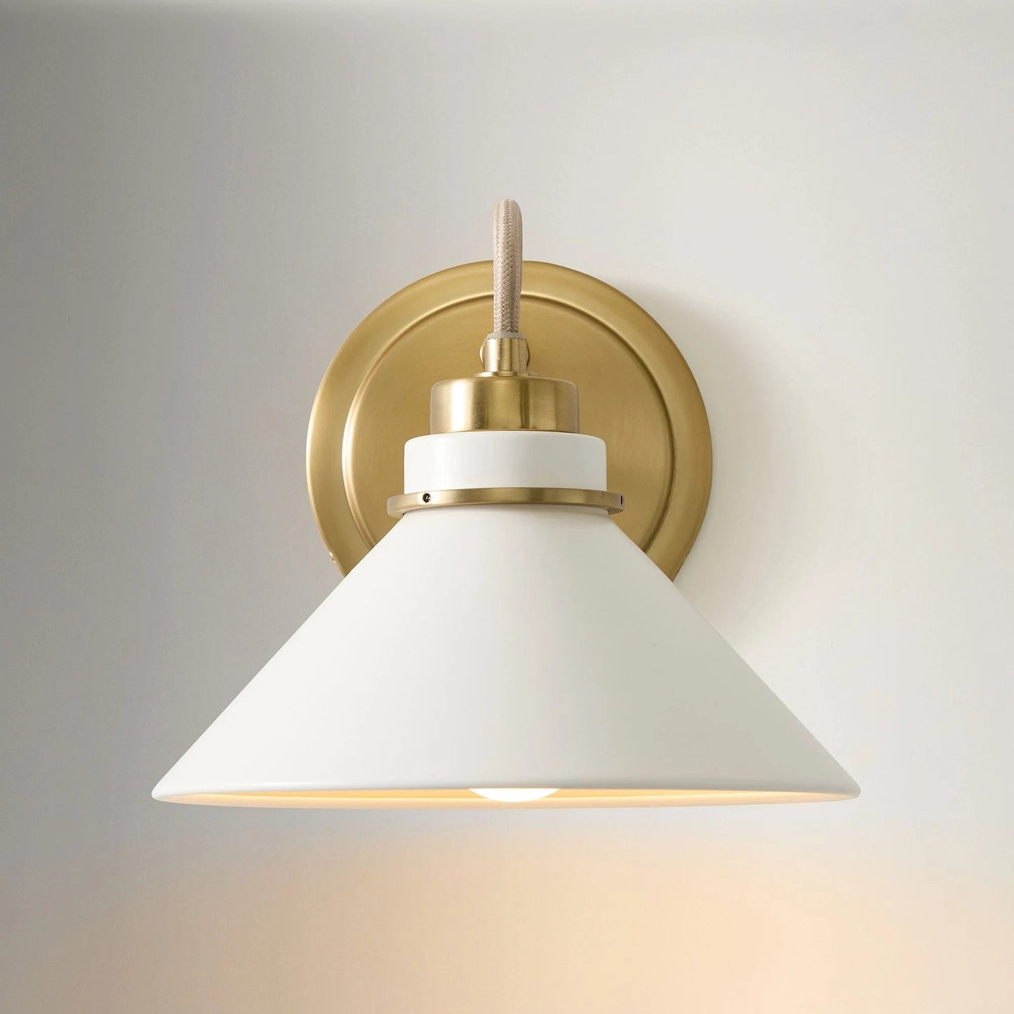 Kalevipoeg Modern Farmhouse Cone Shade Wall Sconce