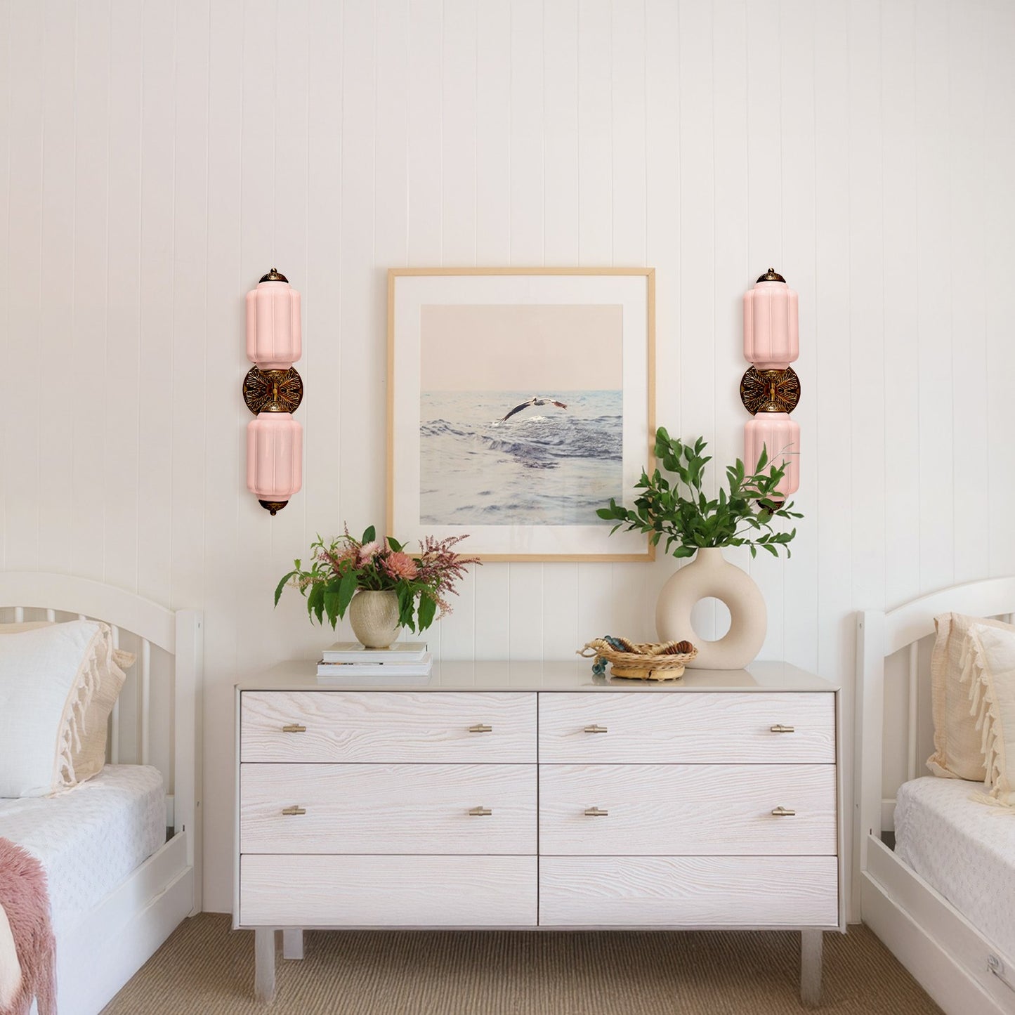 Vintage Elegant Milk Glass Eloise Wall Sconce - Retro Accent Lighting for Bathroom\Bedroom\Hallway