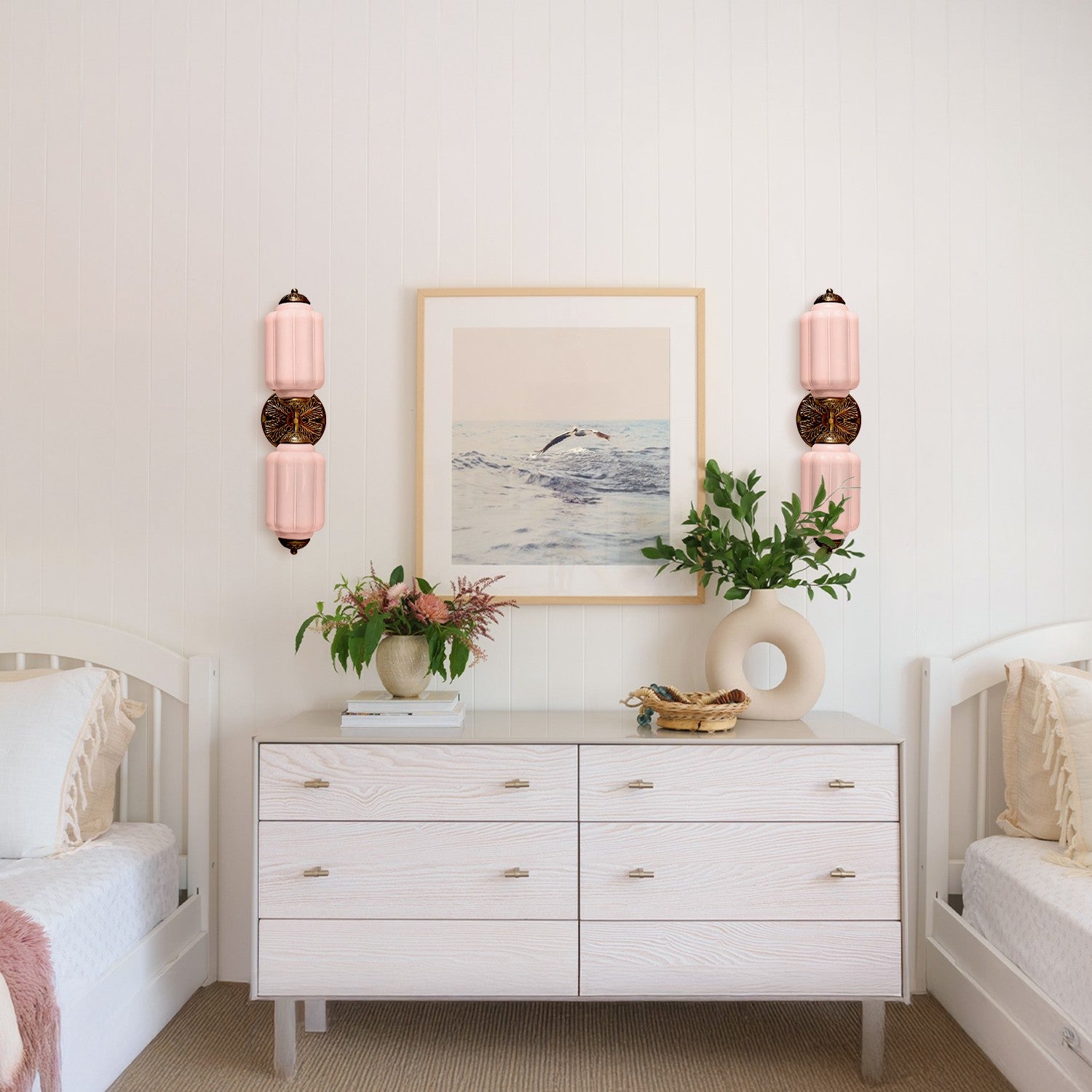 Vintage Elegant Milk Glass Eloise Wall Sconce - Retro Accent Lighting for Bathroom\Bedroom\Hallway