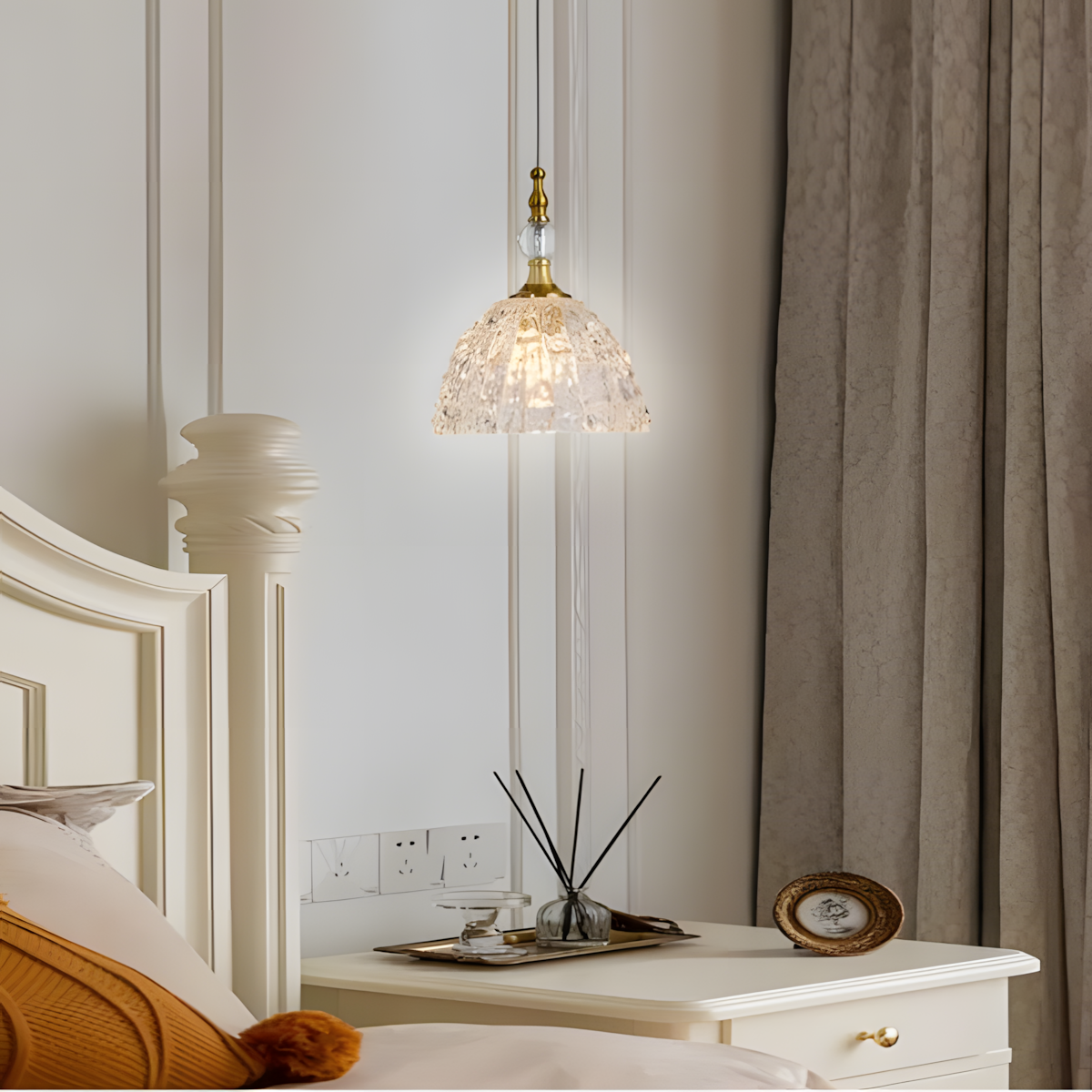 Jorvald Vintage Crystal Dome Brass Pendant Light