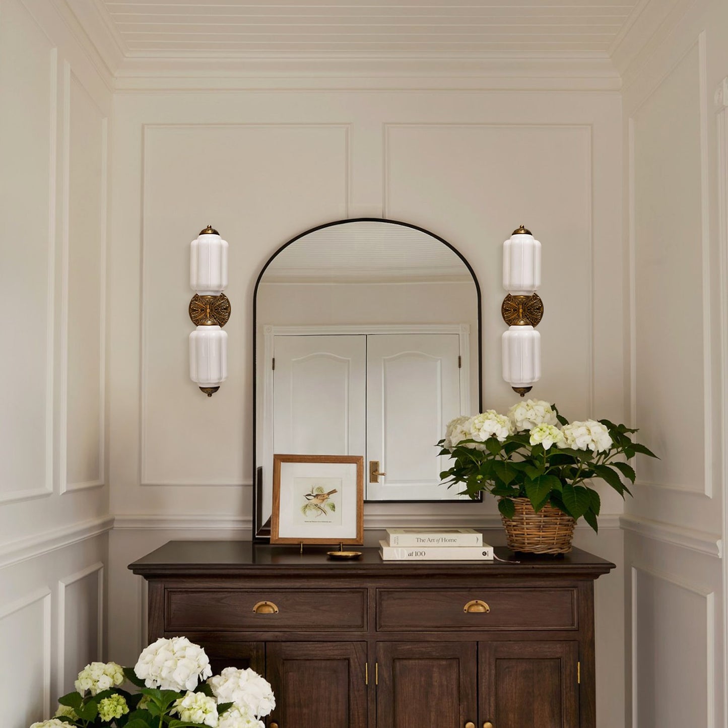 Vintage Elegant Milk Glass Eloise Wall Sconce - Retro Accent Lighting for Bathroom\Bedroom\Hallway