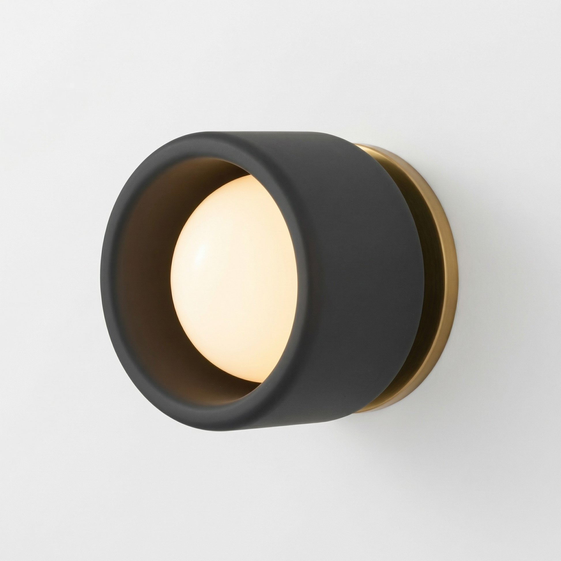 Aura Modern Porcelain Sconce