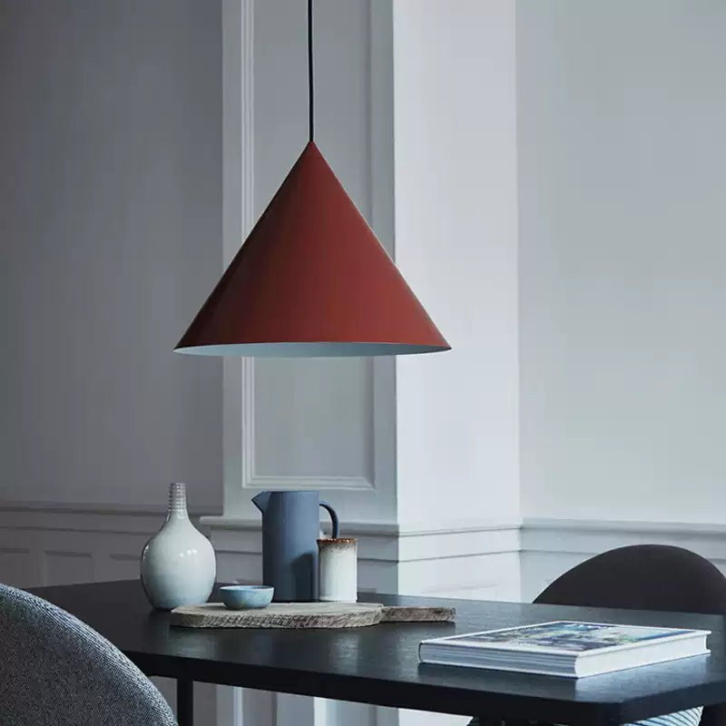 Quyron Nordic ‎Minimalist Iron Tapered Pendant Light