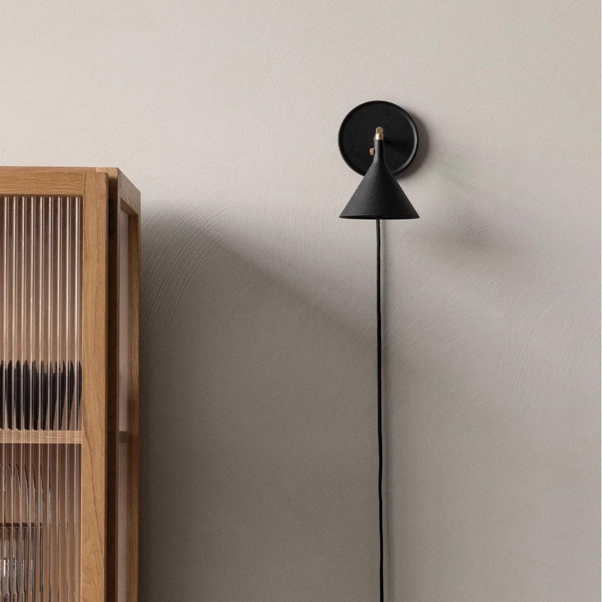 Anoushka ‎Minimalist Black Cast Wall Sconce
