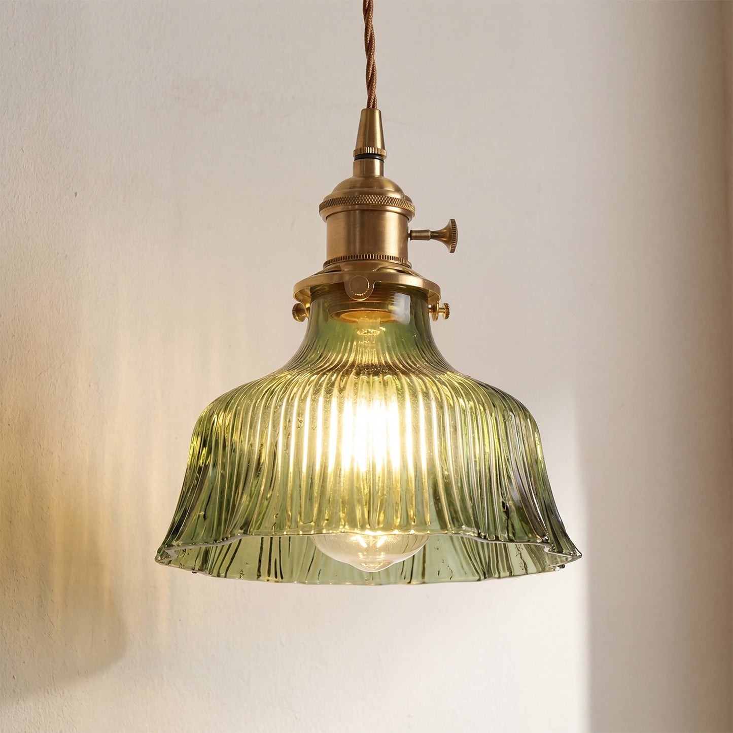 Hermin Antique Flower Ribbed Glass Pendant Light