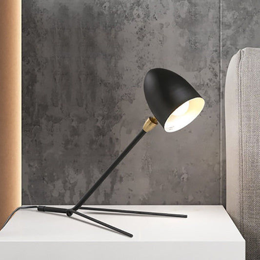 Vanessa Tripod Table Lamp