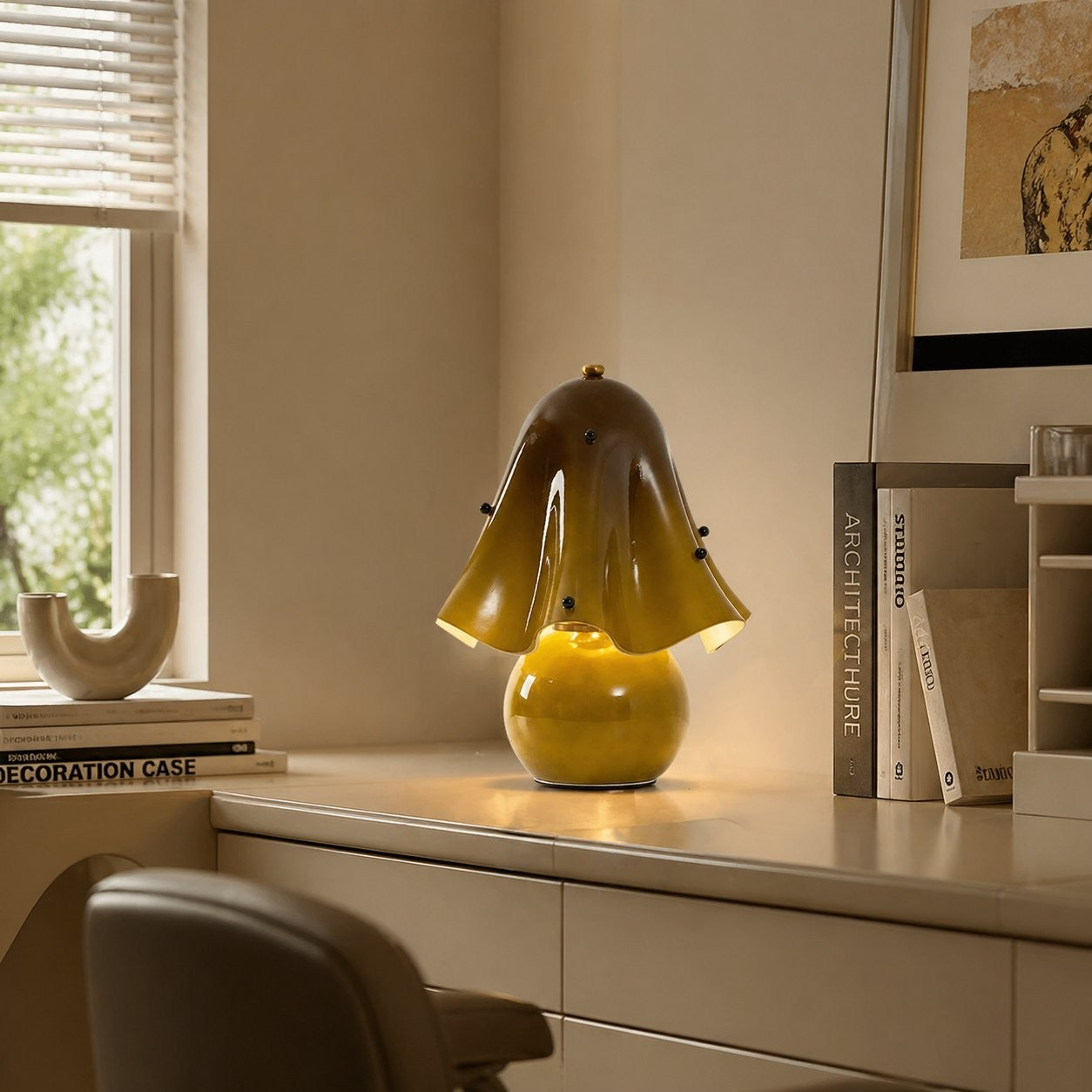 Catalina Modern Wavy Glass Petal Fazzo Table Lamp