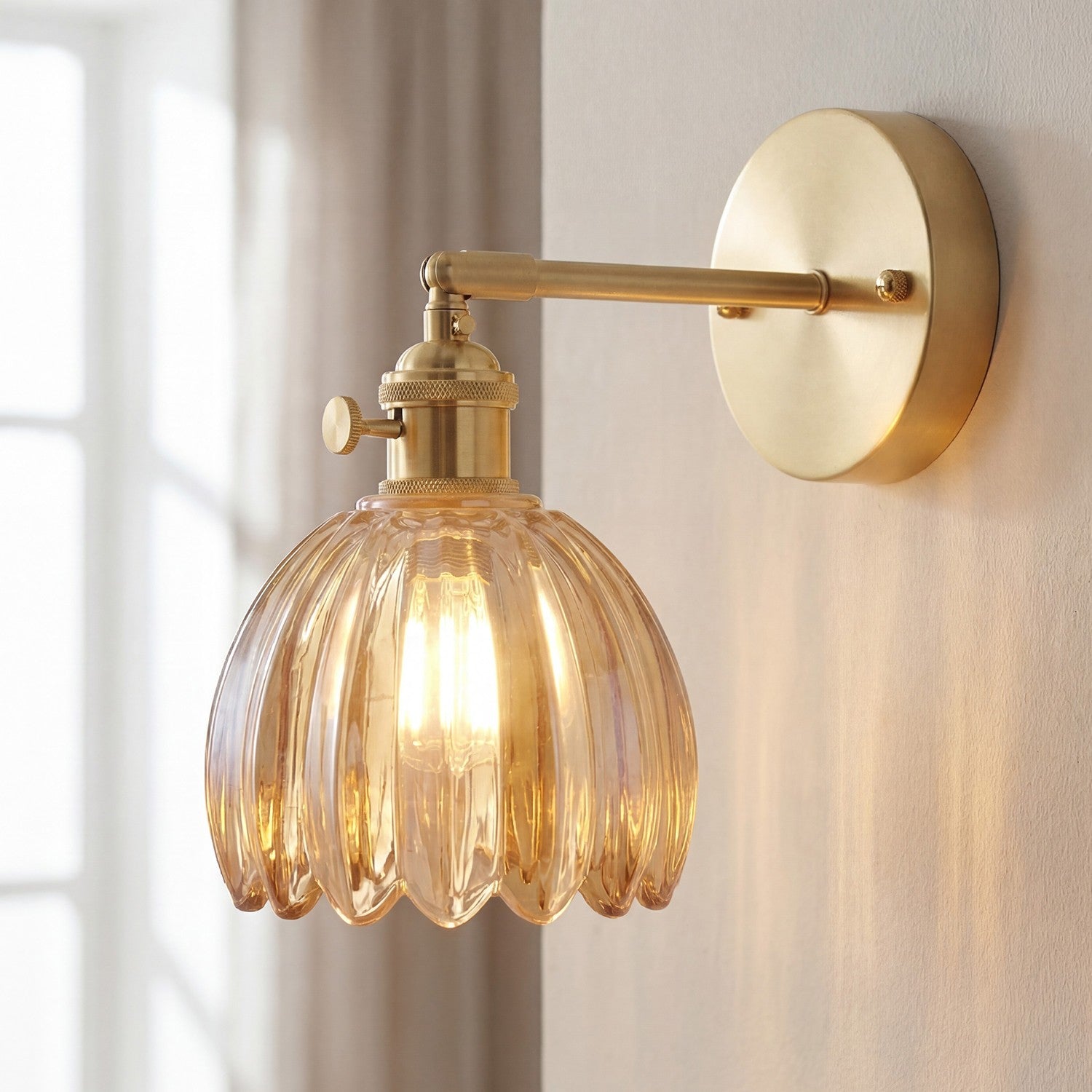 Elara Vintage Glass Tulip Sconce