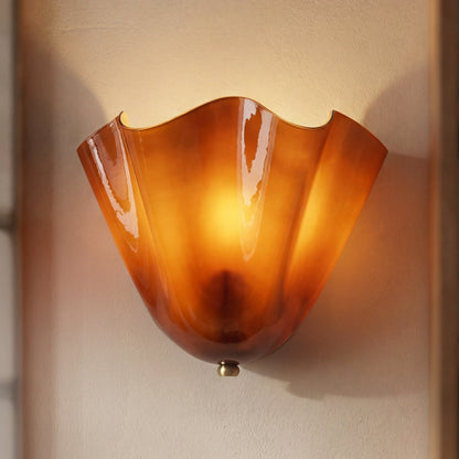 Kyrintha Mid-Century Skirt Shell Glass Fazzo Petalia Wall Sconce