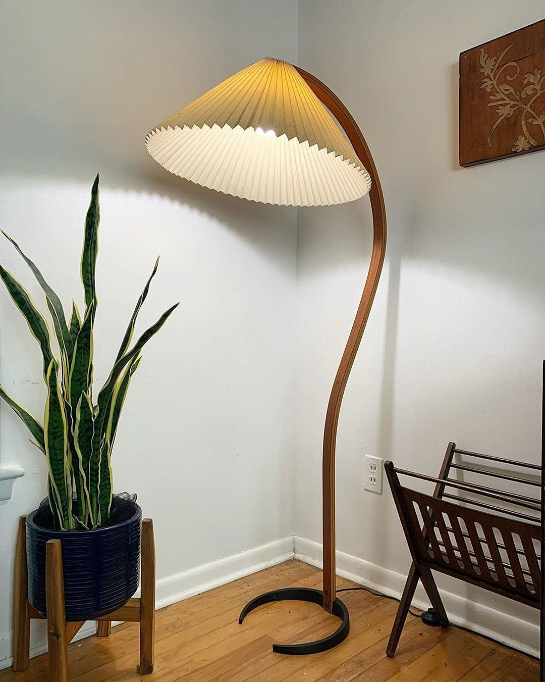 Anamika Vintage Mid Century Wooden Floor Lamp