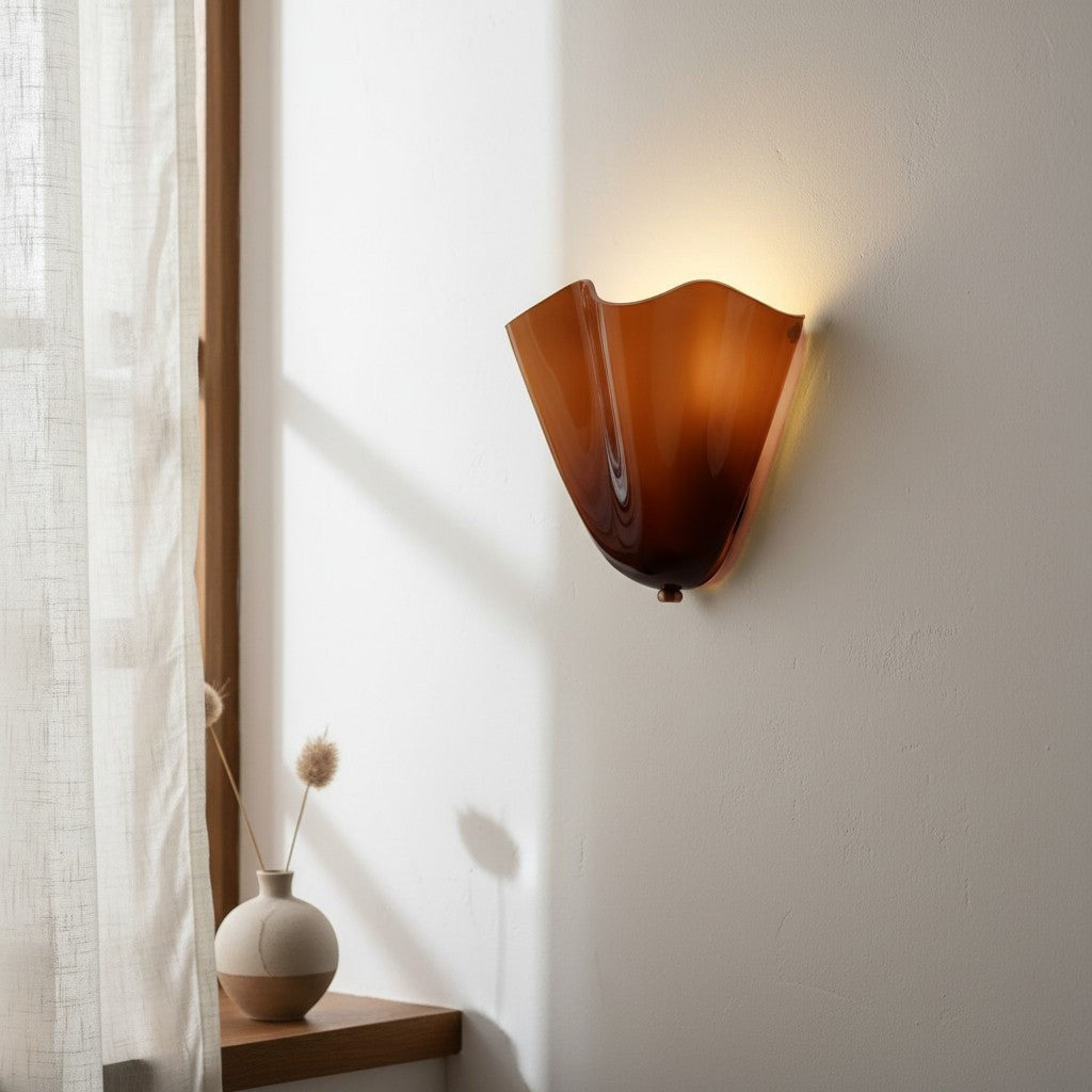 Kyrintha Mid-Century Skirt Shell Glass Fazzo Petalia Wall Sconce