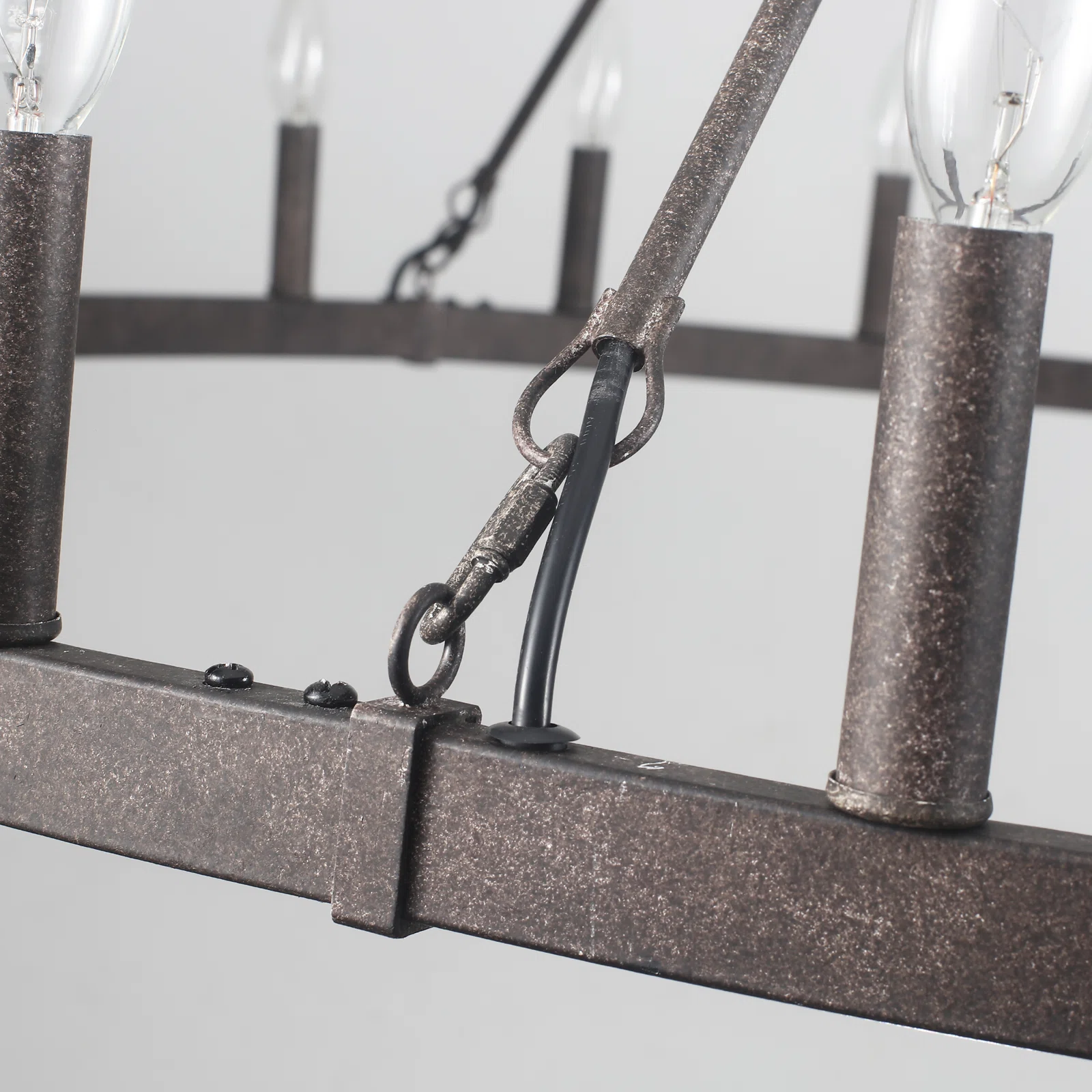 Raeth Farmhouse 24 Lights Wagon Wheel Candle Style Chandelier