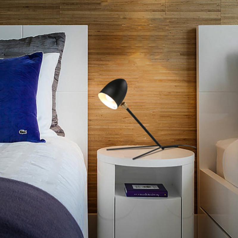 Vanessa Tripod Table Lamp